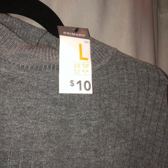 Grey mock neck - Picture 2 of 2